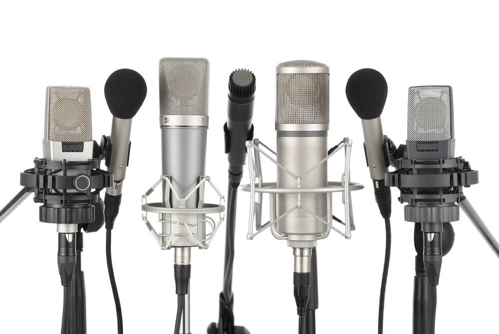 examine types of microphones
