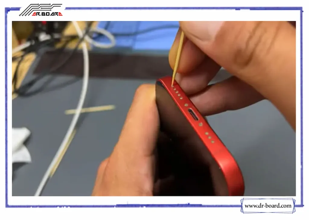 آموزش عیب یابی و تعمیر سیستم صوتی گوشی موبایل تمیزکردن بلندگو موبایل