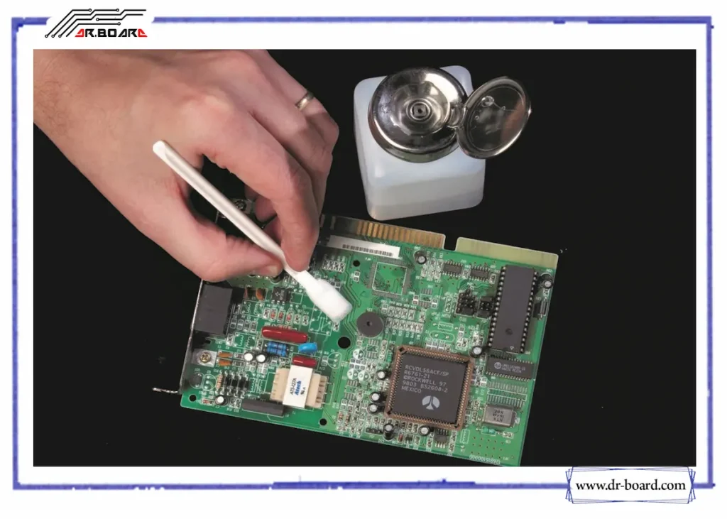 آشنایی با 7 روش عیب یابی برد الکترونیکی تمیز کردن برد الکترونیکی